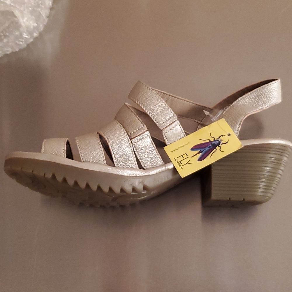 Fly London Woze Sandal Size 42